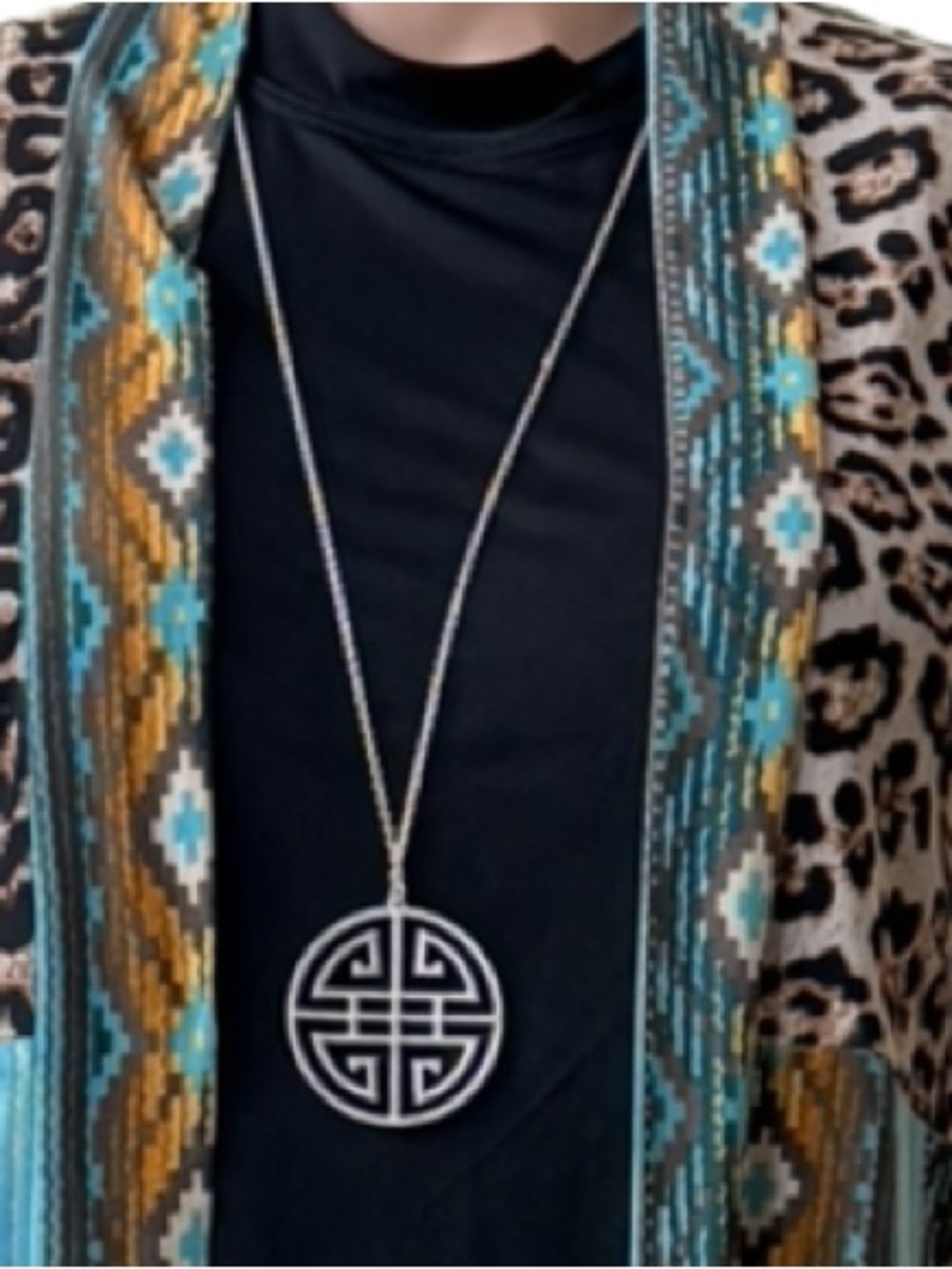 Elegant Silver Pendant Necklace